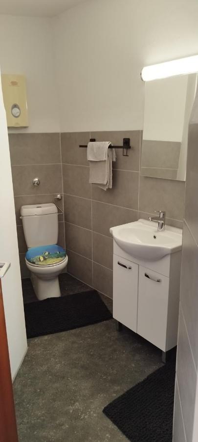 Schoene Sonnige Wohnung Jüchen 外观 照片